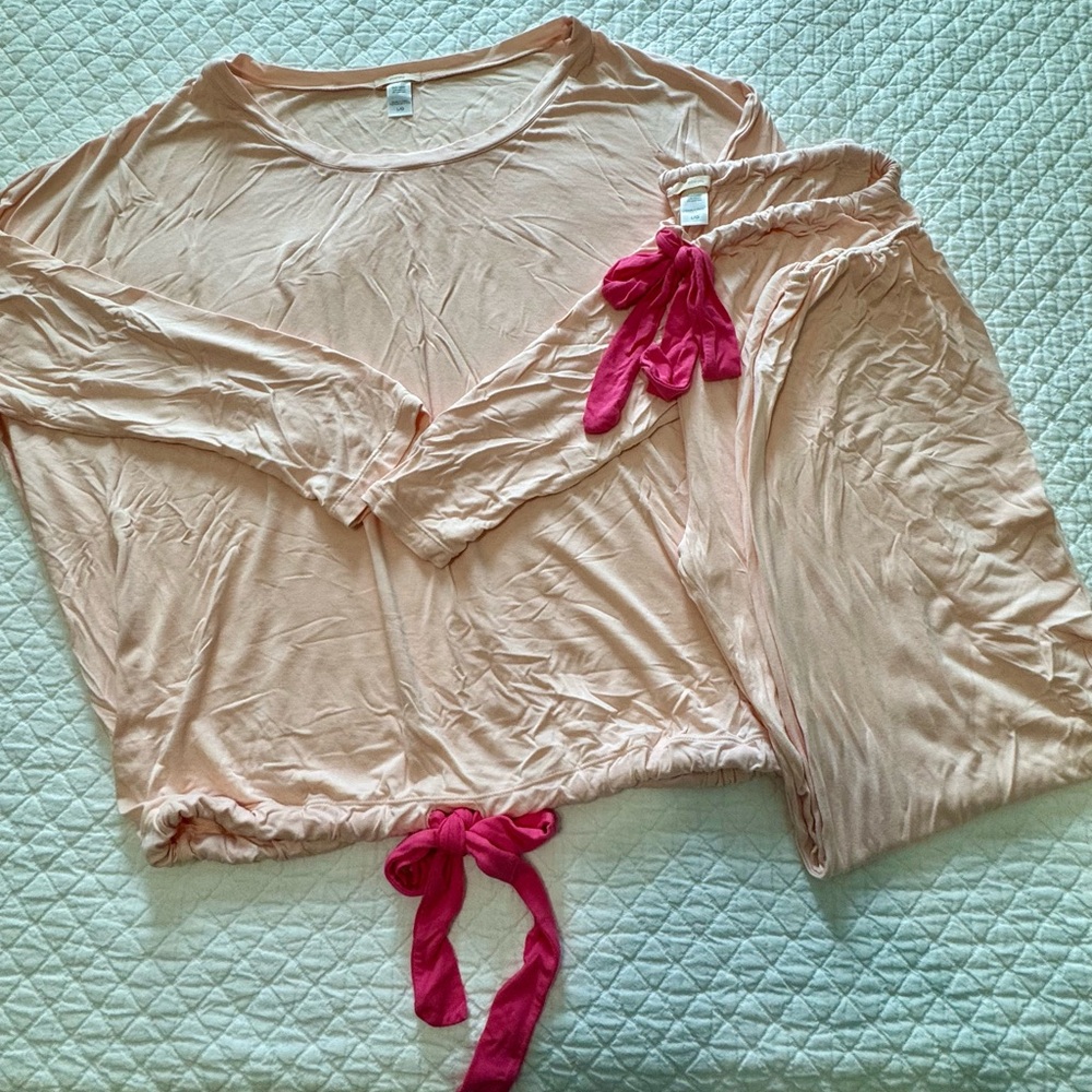 Eberjey Light Pink Pajama Set with Hot Pink Tie Details
